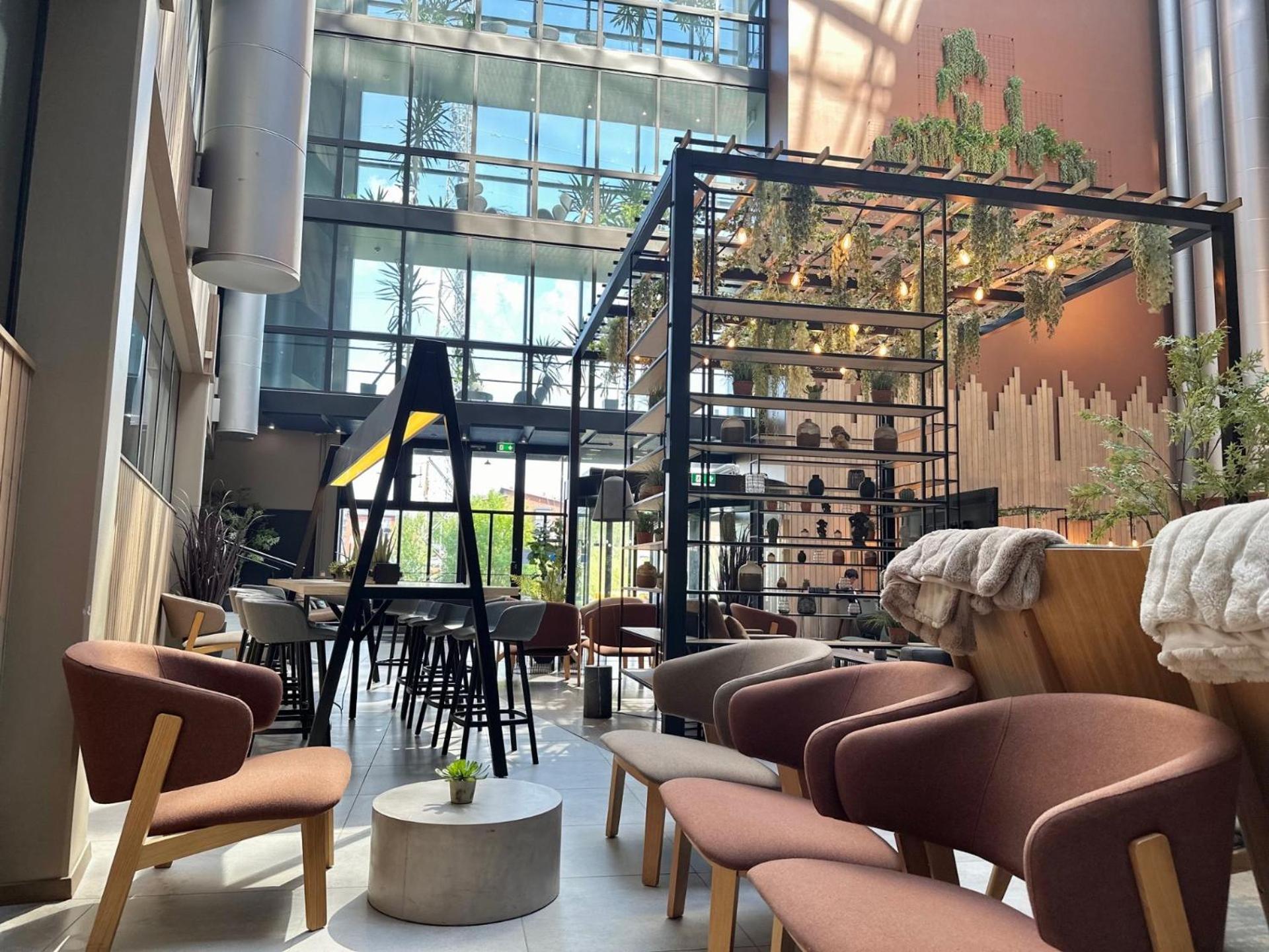 Skyline Airport Hotel Βάνταα Εξωτερικό φωτογραφία