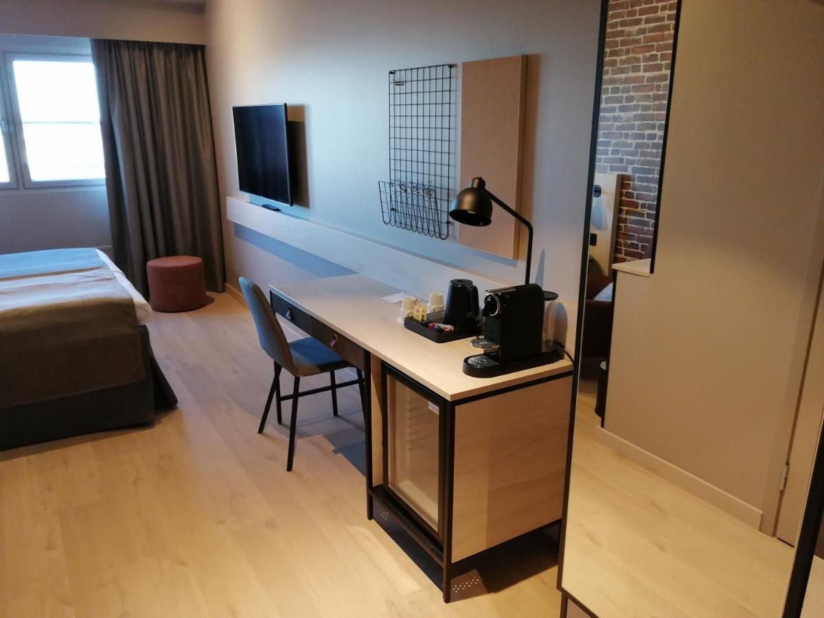 Skyline Airport Hotel Βάνταα Εξωτερικό φωτογραφία